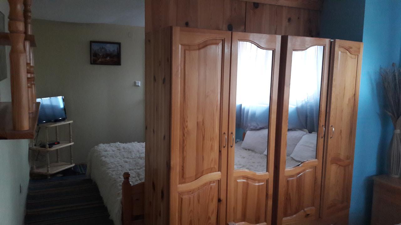 Sharkov Guest House Dolen  Buitenkant foto