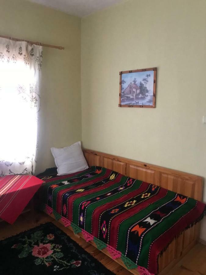 Sharkov Guest House Dolen  Buitenkant foto